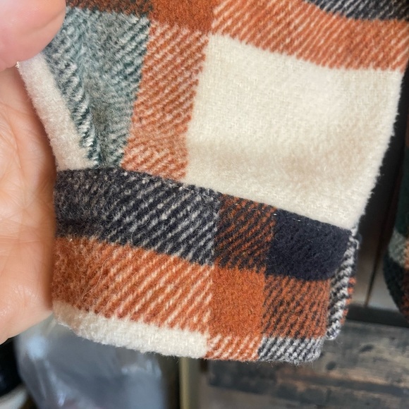 Plaid Button-Up Jacket Shacket. - Picture 3 of 6